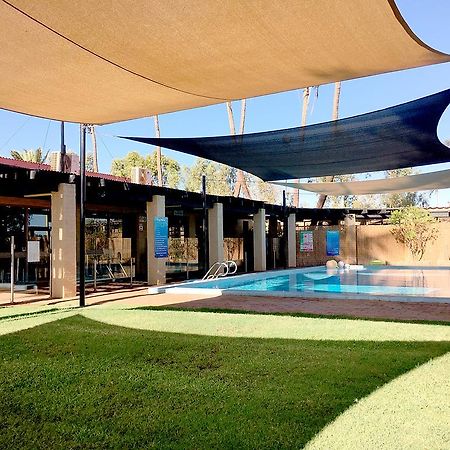 The Landing Port Hedland Motel Bagian luar foto
